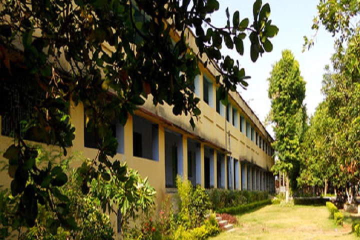 https://cache.careers360.mobi/media/colleges/social-media/media-gallery/15233/2018/11/3/Campus View of Manbhum Mahavidyalaya Purulia_Campus-View.PNG